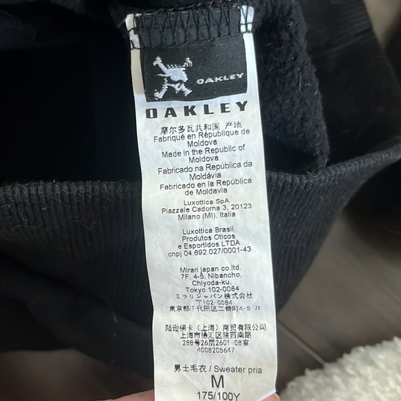Oakley Black Hoodie - Size M - Picture 4 of 4